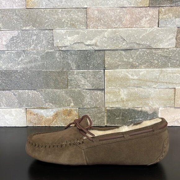 🎁 UGG Dakota Women's Slipper - Picture 6 of 8